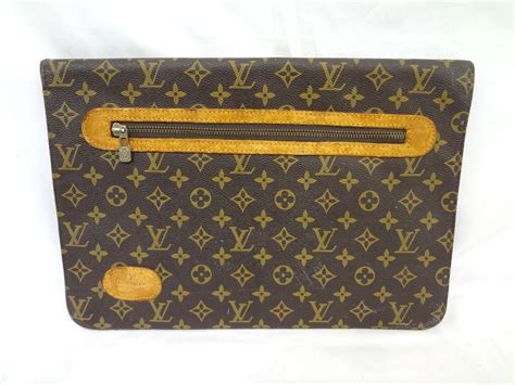 louis vuitton leather portfolio|louis vuitton document holder.